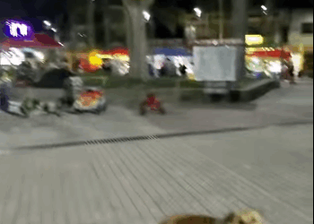 Por favor, NO cuesta nada darles un bocadito (Part 2)