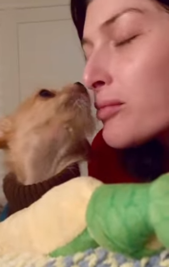 W1901002 He has his own tiny wine glass(Part 2)