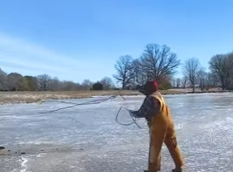 I2802004 Heroic Cowboy Lassos Stranded Calf to Safety (Part 2)