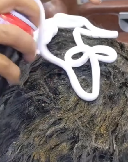 Z2805006 World Dirties Man_ Head Shaving With Shaving Foam (Part 2)