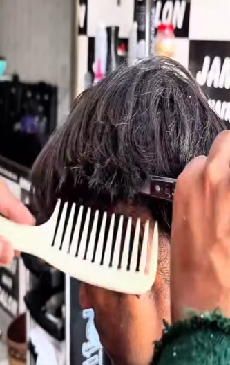 X3005005 Changing the hairstyle for a homeless teenager (Part 2)